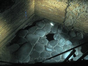 Attraction in Rome: Palazzo Valentini - Road