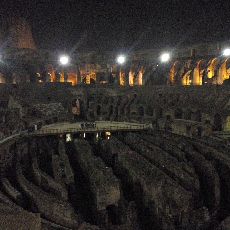 colosseum-at-night - BrowsingRome